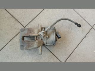 bontott VW PASSAT B7 Jobb hátsó Féknyereg Munkahengerrel