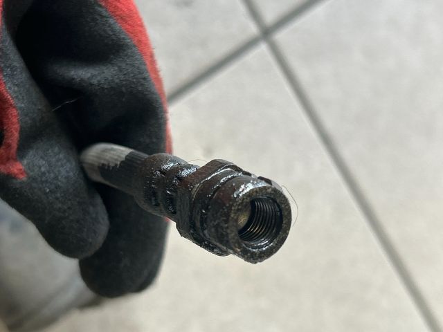 bontott VW PASSAT B7 Jobb hátsó Féknyereg Munkahengerrel