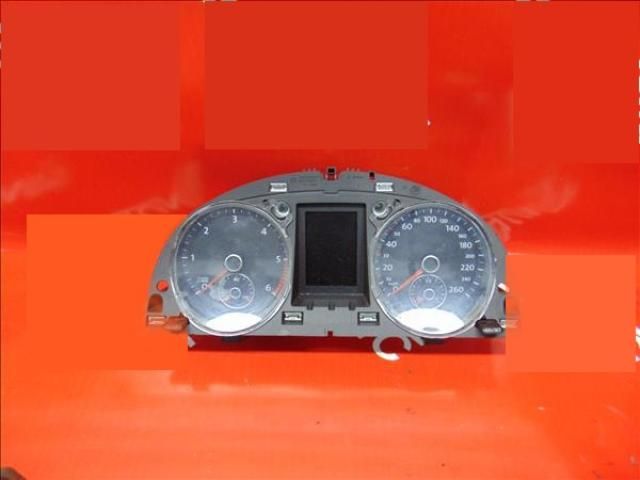 bontott VW PASSAT B7 Kilométeróra