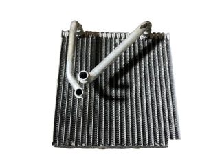 bontott VW PASSAT B7 Klímahűtő Radiátor