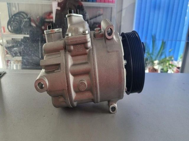 bontott VW PASSAT B7 Klímakompresszor