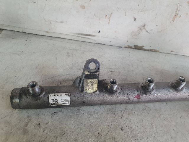 bontott VW PASSAT B7 Közösnyomócső