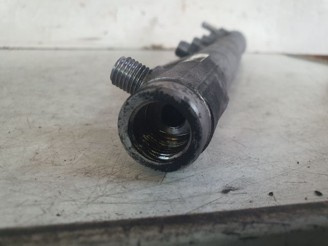 bontott VW PASSAT B7 Közösnyomócső