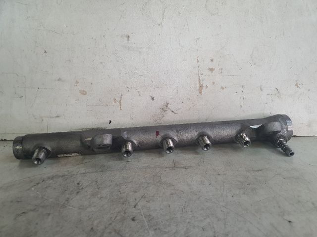 bontott VW PASSAT B7 Közösnyomócső