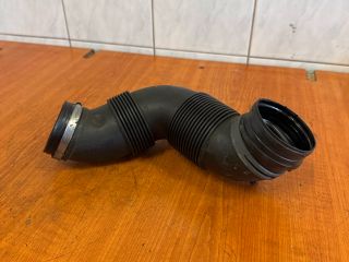 bontott VW PASSAT B7 Légbeömlő Cső
