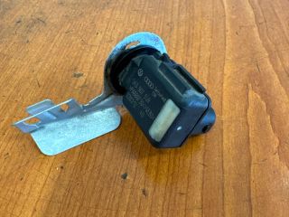 bontott VW PASSAT B7 Levegő Jeladó