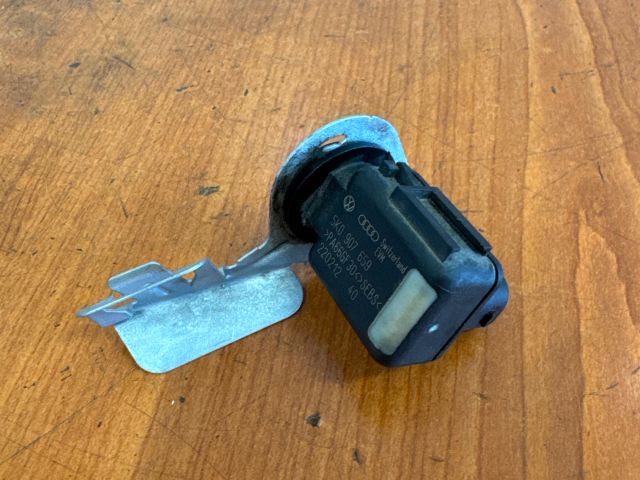 bontott VW PASSAT B7 Levegő Jeladó