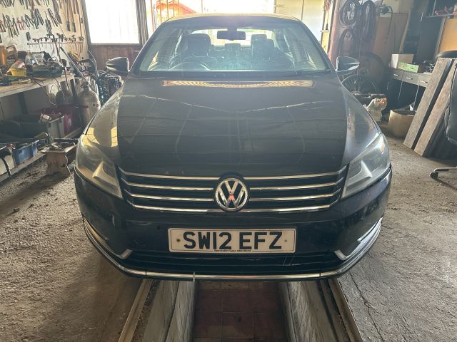 bontott VW PASSAT B7 Motor Tartó Bak Bal