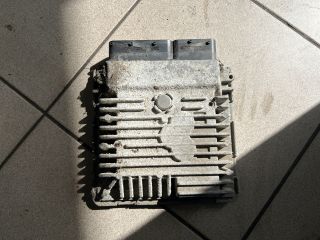 bontott VW PASSAT B7 Motorvezérlő