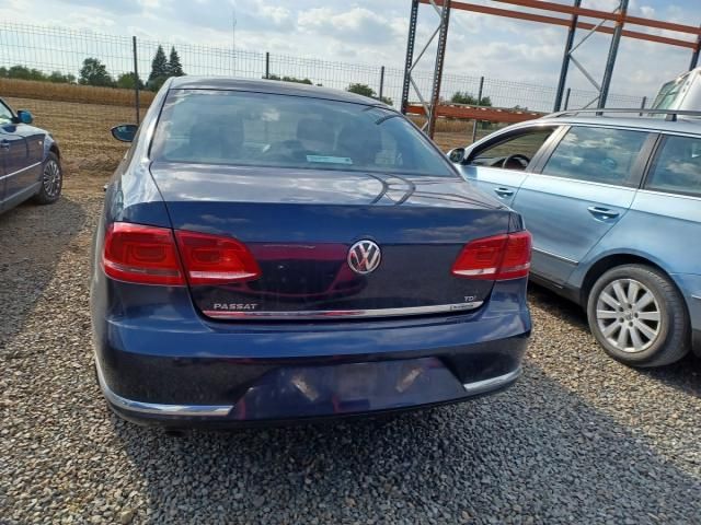 bontott VW PASSAT B7 Motorvezérlő