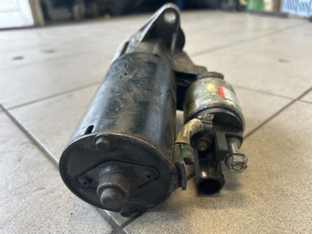 bontott VW PASSAT B7 Önindító