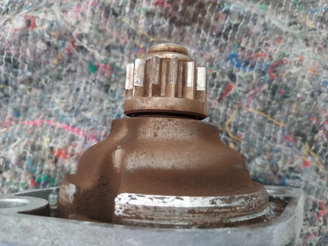 bontott VW PASSAT B7 Önindító