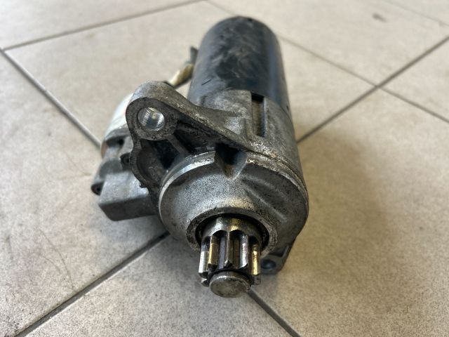 bontott VW PASSAT B7 Önindító