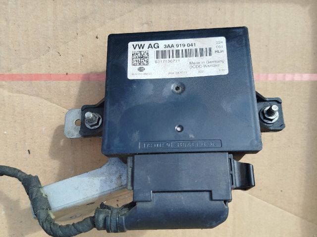 bontott VW PASSAT B7 Start / Stop Vezérlő Modul