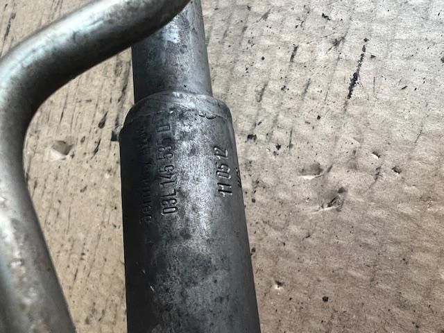 bontott VW PASSAT B7 Turbó Olajcső