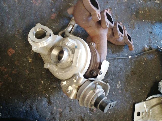 bontott VW PASSAT B7 Turbó