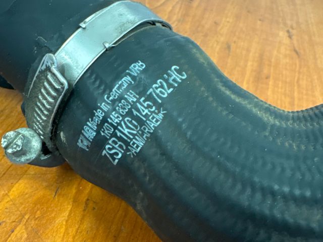 bontott VW PASSAT B7 Turbócső