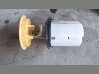 bontott VW PASSAT B7 Üzemanyag Szivattyú