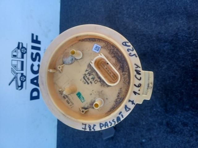 bontott VW PASSAT B7 Üzemanyag Szivattyú