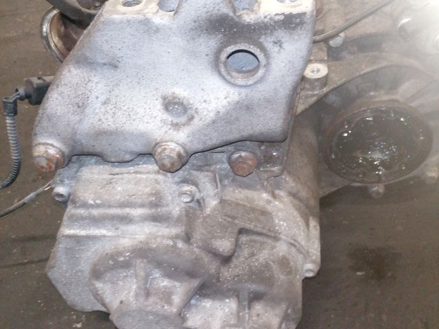 bontott VW PASSAT B7 Váltó (Mechanikus)