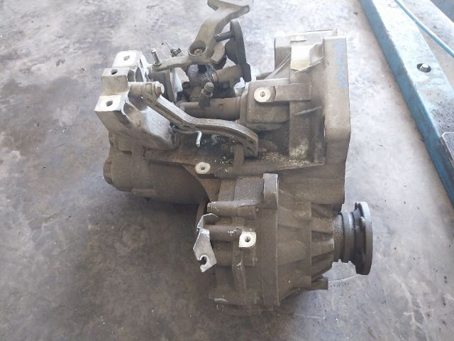 bontott VW PASSAT B7 Váltó (Mechanikus)