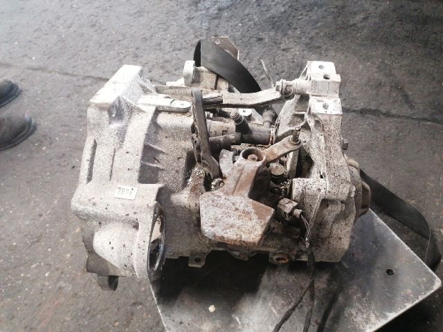 bontott VW PASSAT B7 Váltó (Mechanikus)