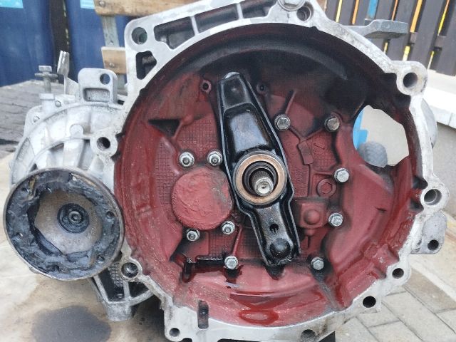 bontott VW PASSAT B7 Váltó (Mechanikus)