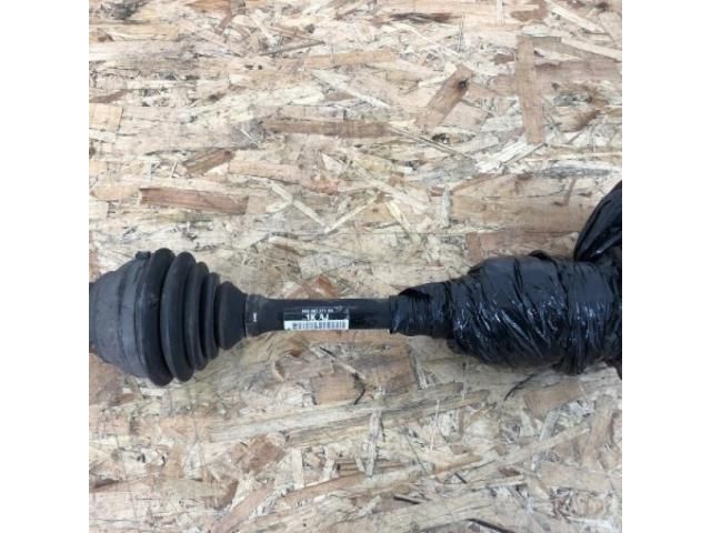 bontott VW PASSAT B7 Bal Féltengely