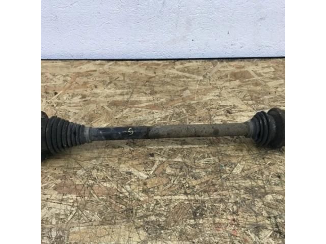 bontott VW PASSAT B7 Bal hátsó Féltengely