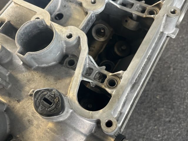 bontott VW PASSAT B7 Hengerfej