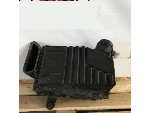 bontott VW PASSAT B7 Légszűrő Ház