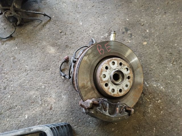 bontott VW PASSAT B7 Bal első Csonkállvány Kerékaggyal