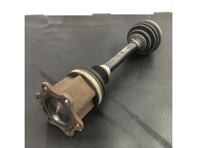 bontott VW PASSAT B7 Bal Féltengely