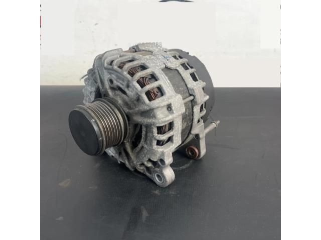 bontott VW PASSAT B7 Generátor