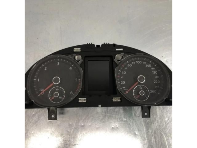 bontott VW PASSAT B7 Kilométeróra