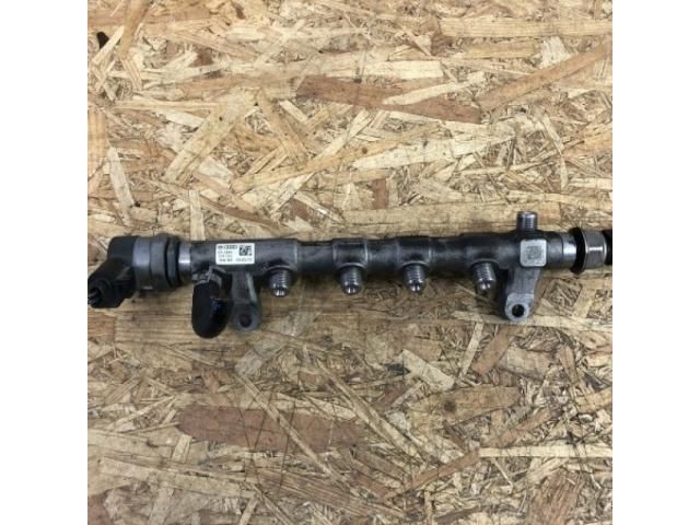 bontott VW PASSAT B7 Közösnyomócső