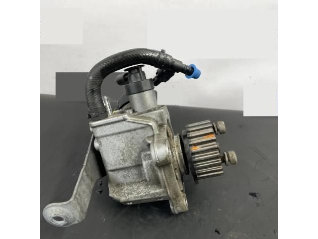 bontott VW PASSAT B7 Nagynyomású Szivattyú