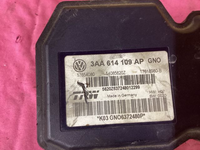 bontott VW PASSAT B7 ABS Kocka