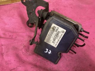 bontott VW PASSAT B7 ABS Kocka