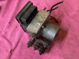 bontott VW PASSAT B7 ABS Kocka