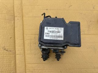 bontott VW PASSAT B7 ABS Kocka