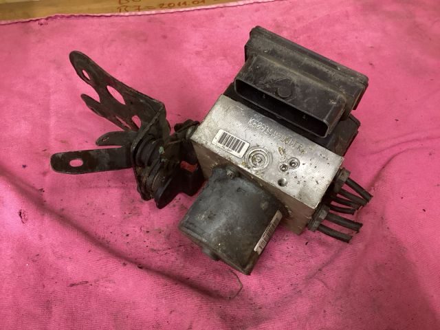 bontott VW PASSAT B7 ABS Kocka