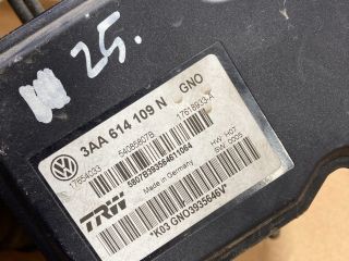 bontott VW PASSAT B7 ABS Kocka