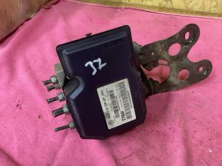 bontott VW PASSAT B7 ABS Kocka