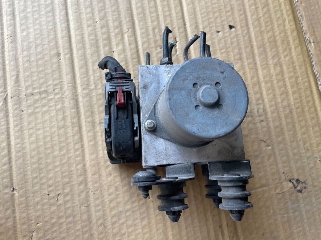 bontott VW PASSAT B7 ABS Kocka