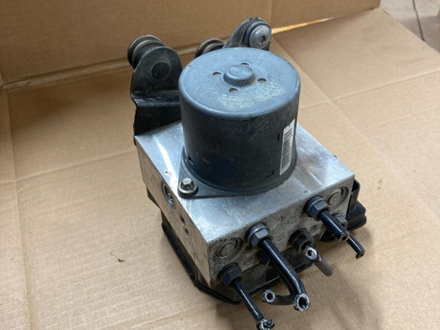 bontott VW PASSAT B7 ABS Kocka