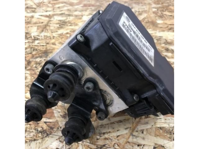 bontott VW PASSAT B7 ABS Kocka