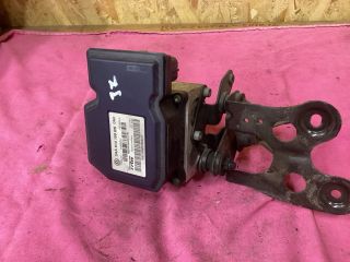 bontott VW PASSAT B7 ABS Kocka