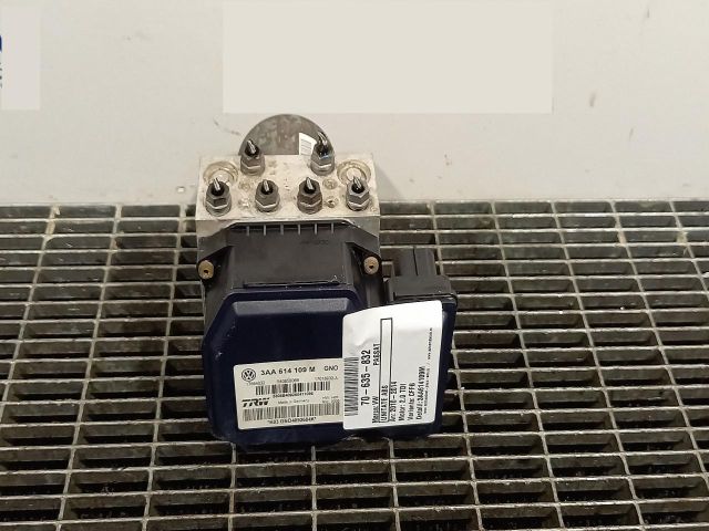 bontott VW PASSAT B7 ABS Kocka