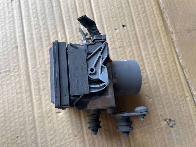 bontott VW PASSAT B7 ABS Kocka